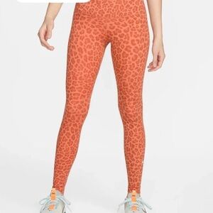 XL Dri-Fit Nike Leggings